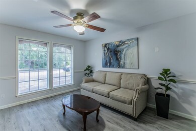 10150 Scotsbrook Dr, Houston, TX 77038 - photo 3