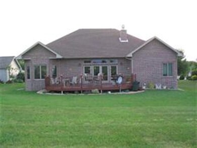 1209 Dynes Way, Sun Prairie, WI 53590 - photo 2