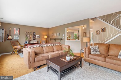 153 Beckys Corner, Chalfont, PA 18914 - photo 5