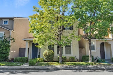 3116 Lea Sterling Way, Rancho Cordova, CA 95670 - photo 2