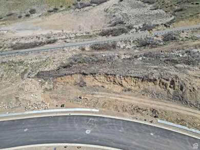 1472 E 3090 N unit 302, North Ogden, UT 84414 - photo 6