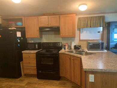 13 Pineland Park Rd, Milton, NH 03851 - photo 4