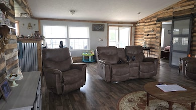 775 E Apache St, Medford, OK 73759 - photo 7