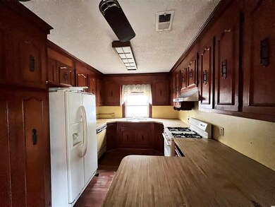 2502 S Fraser St, Georgetown, SC 29440 - photo 2