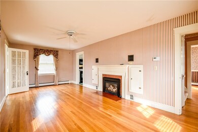 20 Dudley Ave N, Middletown, RI 02842 - photo 5