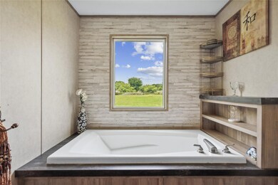 361 Chaparral Ln, Springtown, TX 76082 - photo 5