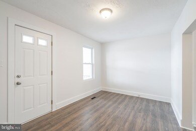 319 E State St, Kennett Square, PA 19348 - photo 4