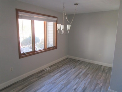 23 McElwain St unit 2, Merrimack, NH 03054 - photo 5