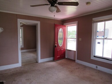 7 LIVING ROOM