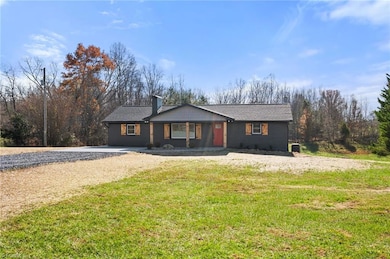 1195 Rogers Rd, Mount Airy, NC 27030 - photo 3