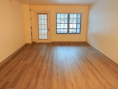 324 Washington St unit 111, Wellesley Hills, MA 02481 - photo 6