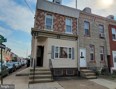 924 Amity St, Reading, PA 19604 - photo 2