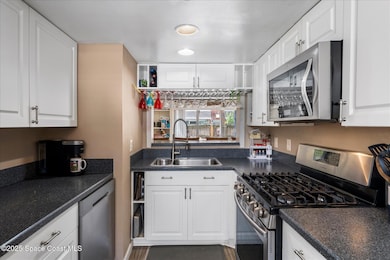 927 N Colonial Ct unit 33, Indian Harbour Beach, FL 32937 - photo 4