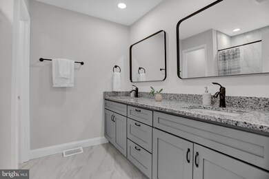 3913 Roland Ave, Baltimore, MD 21211 - photo 4