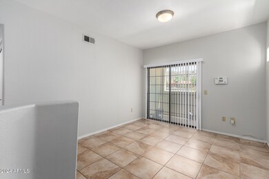 04. Family Room