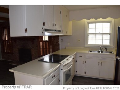 2631 Huntington Rd, Fayetteville, NC 28303 - photo 2