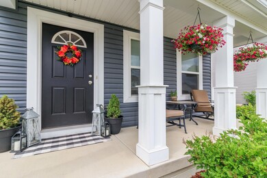 360 Hardwood Ave, Circleville, OH 43113 - photo 2