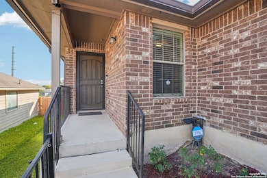 9118 Everton, San Antonio, TX 78245 - photo 2
