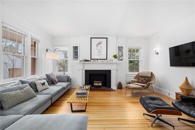 8 Grotto Ave unit 1, Providence, RI 02906 - photo 3