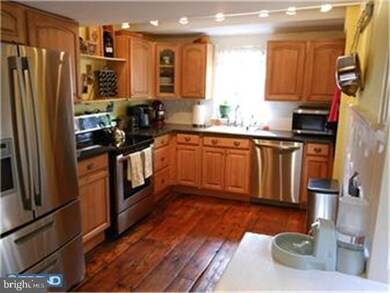 434 Conestoga Rd unit A, Malvern, PA 19355 - photo 3