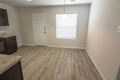 1608 Bobolink Dr, Ennis, TX 75119 - photo 5