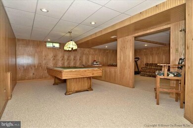 18044 Wheatridge Dr, Germantown, MD 20874 - photo 4