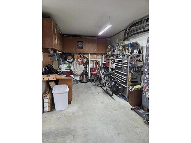 1109 Mccormack Dr, New Castle, IN 47362 - photo 6