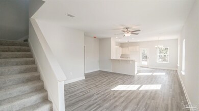 931 Pine Top Ln unit 7B, Cantonment, FL 32533 - photo 3