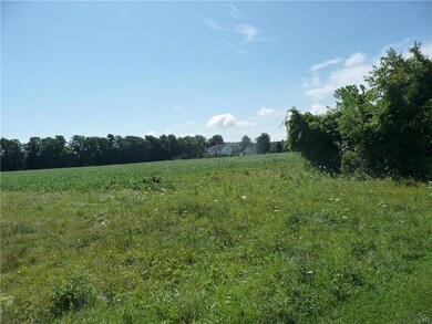 780 Newlins Rd E, Easton, PA 18040 - photo 4