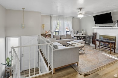 690 Barlow St, Clearfield, UT 84015 - photo 4