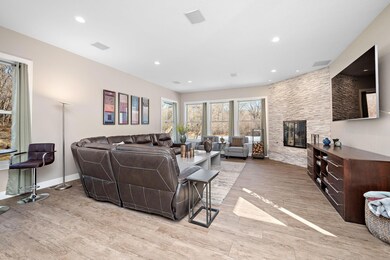 16670 Creekside Ln, Minnetonka, MN 55345 - photo 5