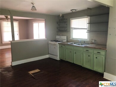 1206 W Martin Luther King Dr, San Marcos, TX 78666 - photo 5