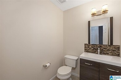 3030 Wood Cir, Center Point, AL 35215 - photo 3