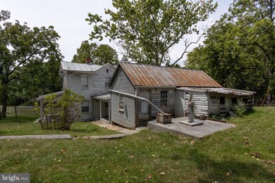 unlisted-address, Strasburg, VA 22657 - photo 6