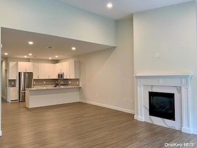 1 Country Club Dr, Manorville, NY 11949 - photo 3