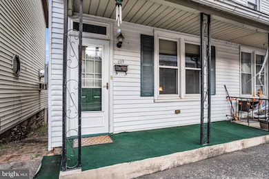 529 S 4th St, Newport, PA 17074 - photo 3