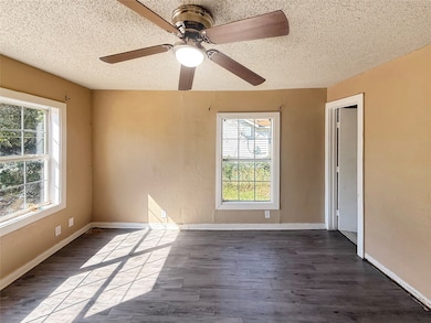 1607 Southtrees St, Irving, TX 75060 - photo 6