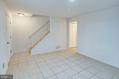 2926 Wetherburn Ct, Woodbridge, VA 22191 - photo 5