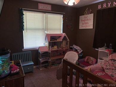 12093 Kolache Rd, Overbrook, OK 73453 - photo 7