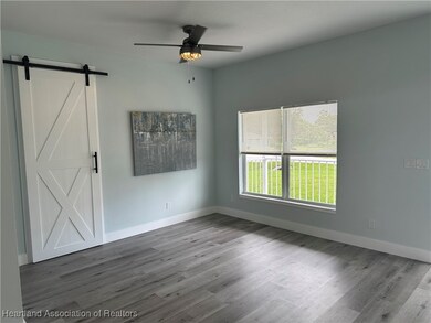 233 Blue Moon Ave, Lake Placid, FL 33852 - photo 7