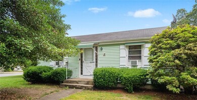 2 Glen Dr, Warwick, RI 02889 - photo 3