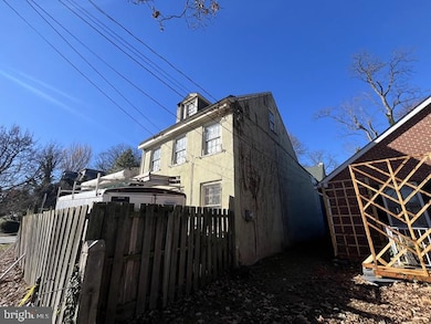 145 W Queen Ln, Philadelphia, PA 19144 - photo 6