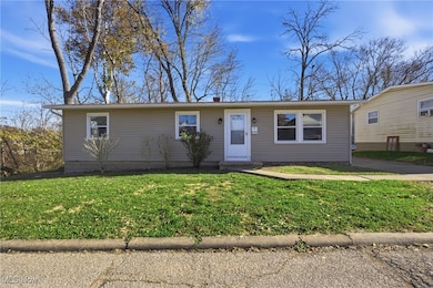 512 Maple St unit A, Parkersburg, WV 26101 - photo 3