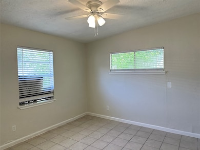 3357 Frick Rd unit 9, Houston, TX 77086 - photo 7