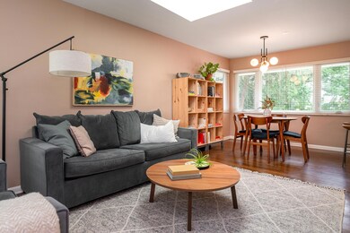 2826 Wellesley Rd-18