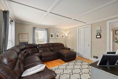 142 8th Ave, Haverhill, MA 01830 - photo 4