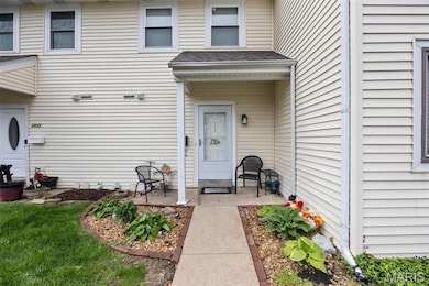 2637 Falcons Way unit 76, Saint Charles, MO 63303 - photo 3