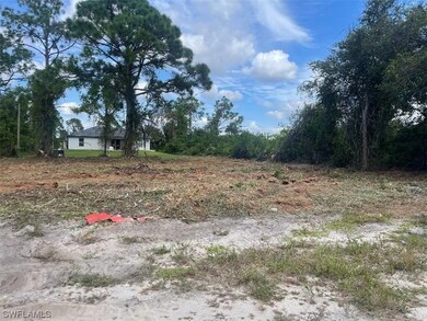 BEST AREA IN LEHIGH ACRES. LA MEJOR AREA DE LEHIGH