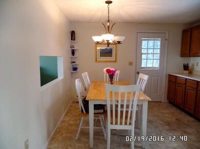 235 Patricia Ln, Manchester, NH 03104 - photo 6