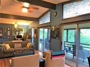 48 Grisham Dr, Bella Vista, AR 72715 - photo 2